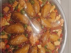 -有红鸡毛店·川菜(建设路店)