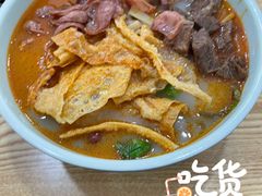 牛腩螺蛳粉-家味螺蛳粉&烤鱼(五角场店)