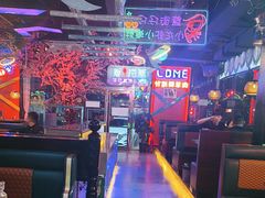 -路边边地标烧烤·川菜·小龙虾·音乐酒馆(良乡长虹店)