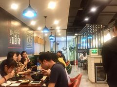 大堂-陕味食族(西小口路店)