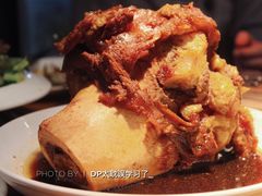 新疆豪情牛棒骨-阿里家·新疆烤肉酒場 by MIG