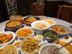 -客家大院·非遗赣南客家菜(郁孤台店)