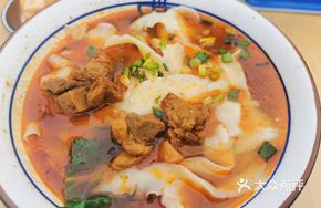 Small Portion Spare Ribs Noodles