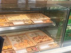 面包甜点陈列柜-泸溪河桃酥(西直门凯德店)