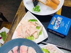 -周师兄大刀腰片火锅(洪崖洞旗舰店)