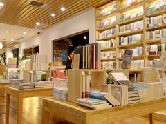 -猫的天空之城概念书店(景德镇陶溪川店)