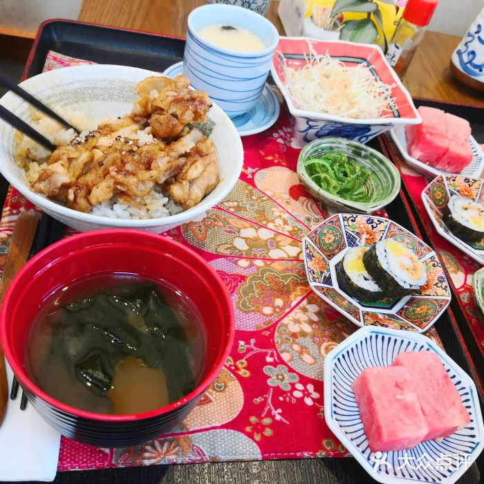 寿喜屋日式定食图片