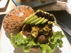 -Let'sBURGERplus·非常创意汉堡(三里屯店)