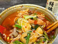 -铁锅哥米线