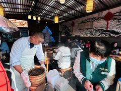 -笑来喜馄饨小笼工坊店(湖滨街店)