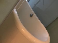 -上海滴水湖皇冠假日酒店