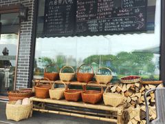 -品鲜村农家菜·阳澄湖大闸蟹(总店)