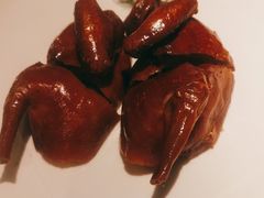 红烧乳鸽-汤城小厨•粤菜•靓汤(金融街店)