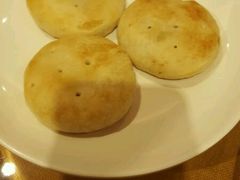 -香巴拉云南餐厅(华莱坞店)