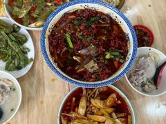 -雷祖芳老妈蹄花店