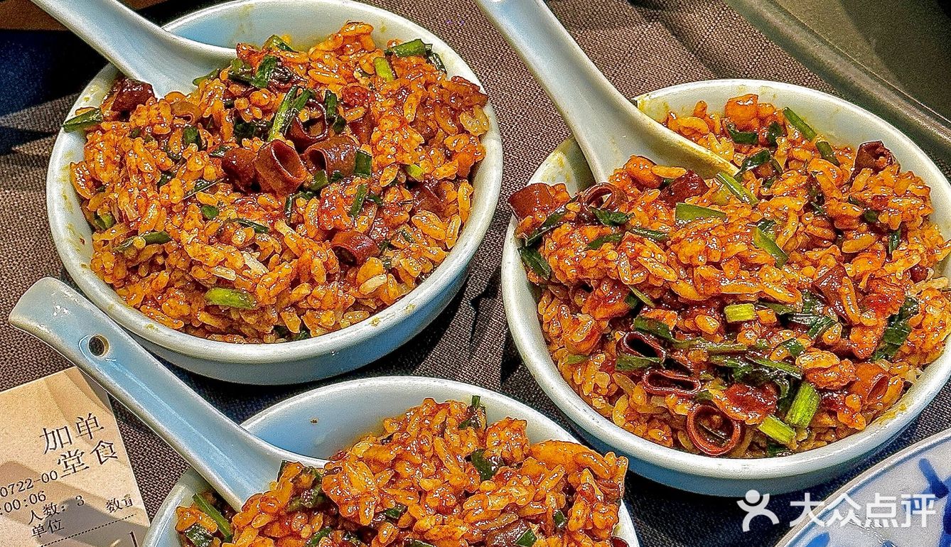 沈阳｜本地人带路才能找到的东北菜馆[得意]