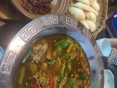 -有红鸡毛店·川菜(建设路店)