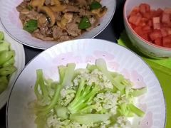 -天鹅到家·保姆月嫂育儿嫂(蔚蓝海岸店)