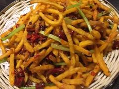 干煸土豆丝-刘胖子家常菜·蹄花焖藕(兴业店)