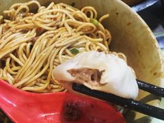 -老上海食惠裡小籠包生煎包
