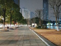 -西北湖绿化广场