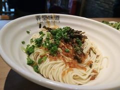 -弄堂咪道-饭香·面香·馄饨香(钦州北路田尚坊店)