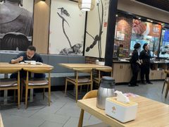 -裕记烧腊连锁餐饮(国商分店)