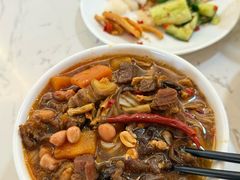 -长沙五一广场东塘地铁站亚朵酒店