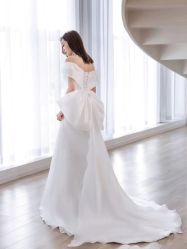 -NaNa婚纱礼服馆
