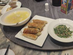 -梁家大院•农家菜(昆山会展中心店)