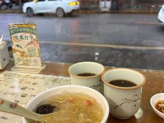 冰糖银耳莲子羹-诚兴泰蟹黄灌汤包(六年匠心传承-黄土岭店)