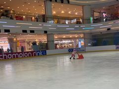 -冠军冰场CHAMPION RINK(凯德广场店)