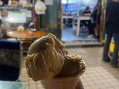 -古老冰山特色冰淇淋店(艾提尕尔店)