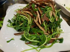 -临街徽菜馆·正宗黄山味