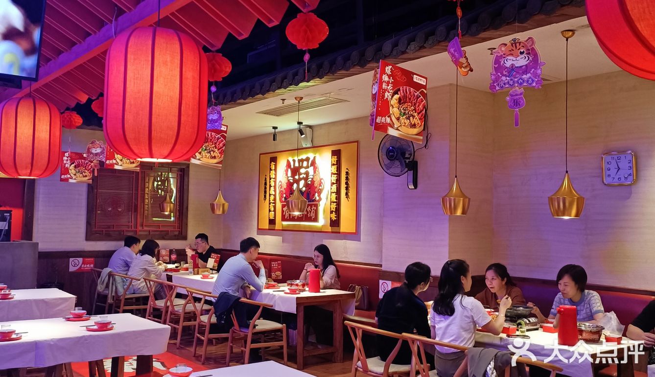 不用跑长沙也能吃到正宗小龙虾[加油]