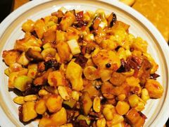 宫保鸡丁杏鲍菇-95号酱骨·一块豆腐(展春园西路店)