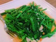 -The Dishes Seafood & Restaurant