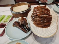 -梅利汴京烤鸭•开封豫菜地标店(东司门店)