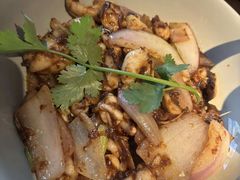 -大头虾越式风味餐厅(光明广场店)