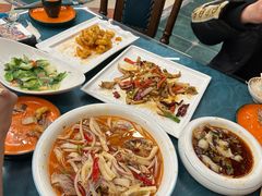 -乡村馕坑肉·烧烤·新疆菜·本地人更爱吃(阿勒泰首店)