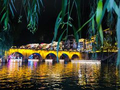 -古城苗家土菜馆(河景餐厅店)