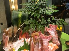 -万岛日本料理铁板烧(万泰国际店)