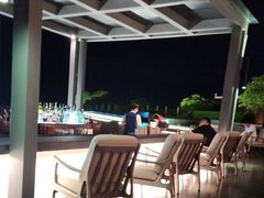 -瑰丽酒店·海吧·天际下午茶·现场DJ·天台酒吧