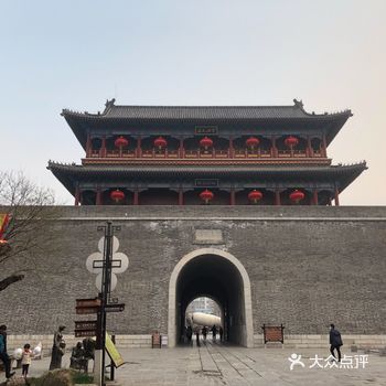 我去过非常多的古镇，古城