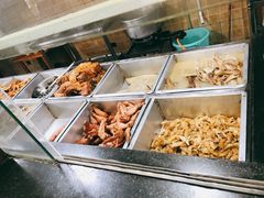 自助取餐区-西环肥仔螺蛳粉(总店)