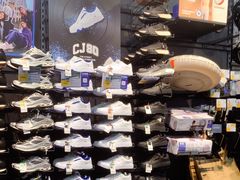 -迪卡侬(西三旗店)