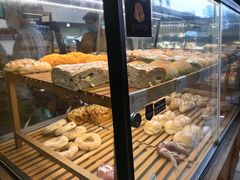 -BROAD面包路·欧式面包(龙湖时代C馆店)