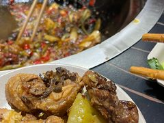 -屈夫人地锅鸡(南充店)