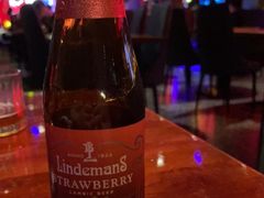 林德曼草莓-蓝枪鱼鲜酿啤酒餐厅blue marlin(江宁店)