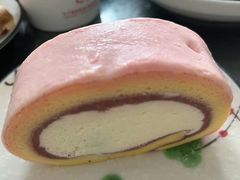 甜蜜草莓瑞士卷-星巴克(蒲汇塘路店)